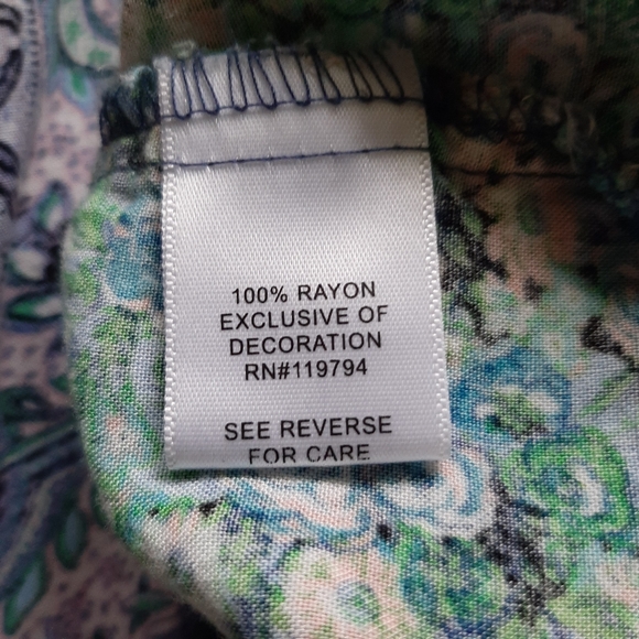 One World top - Picture 3 of 8